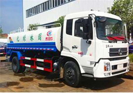 12吨洒水车