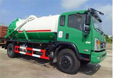 D912-6方吸污车