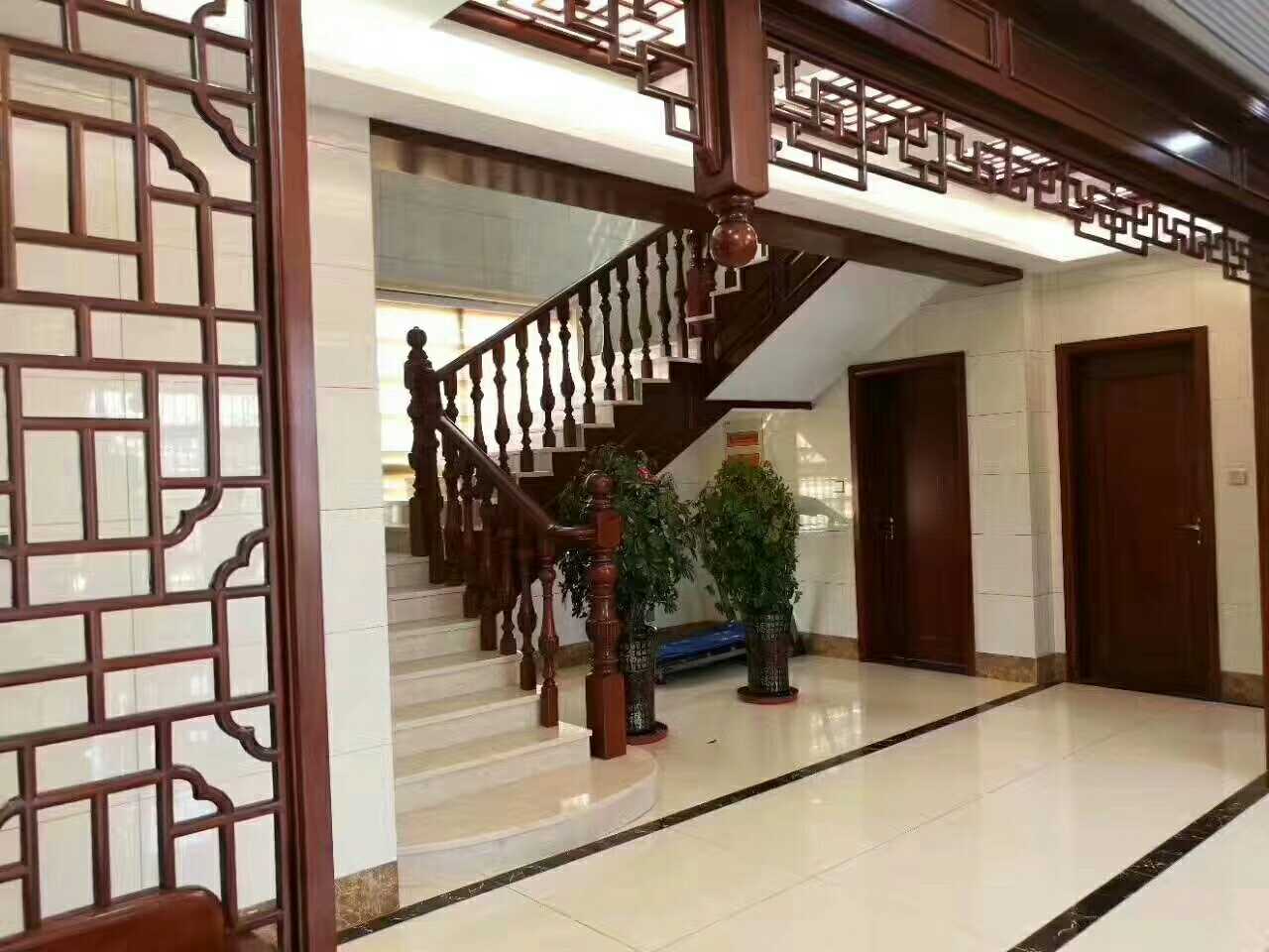楼梯护栏