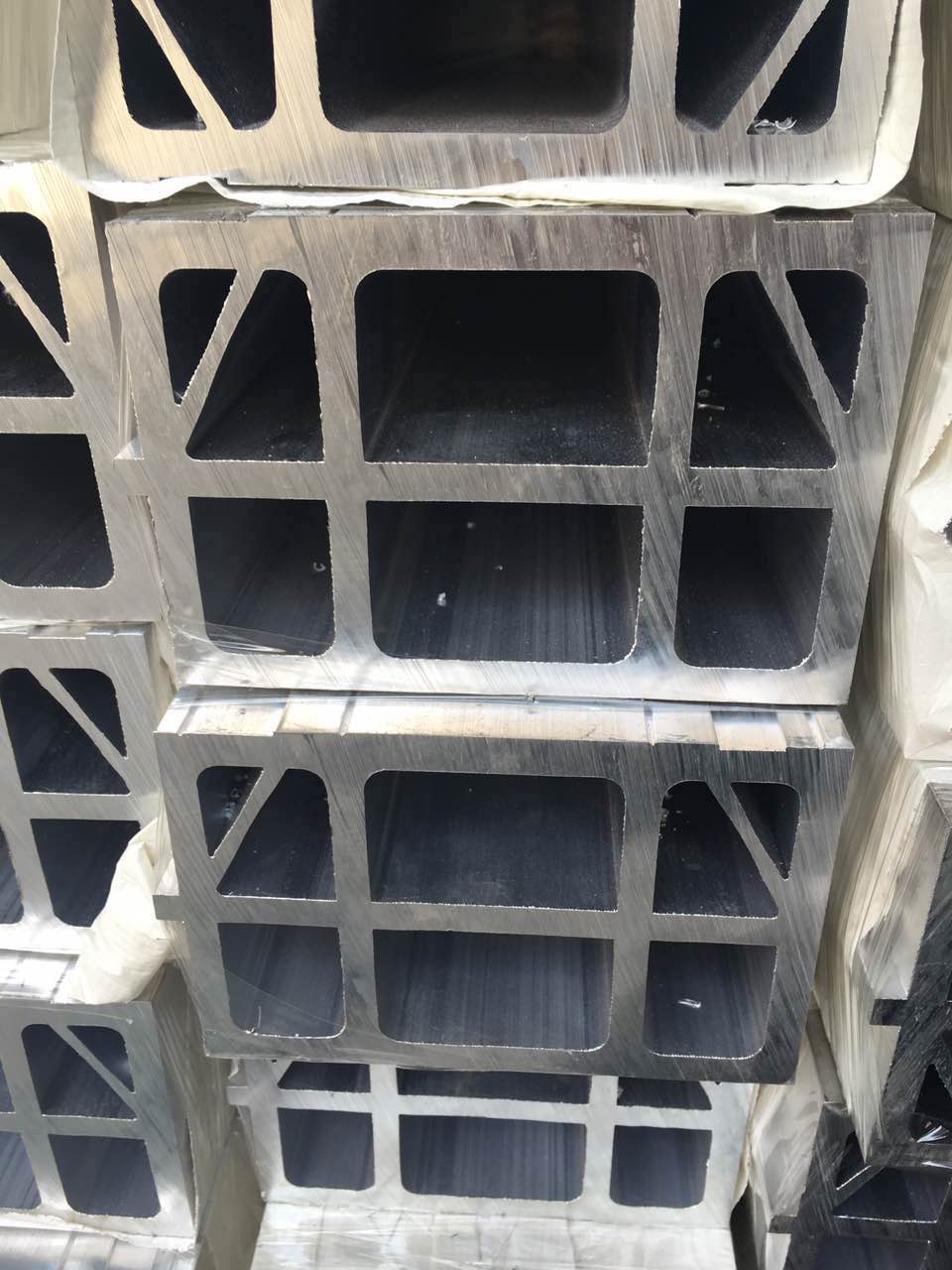铝管