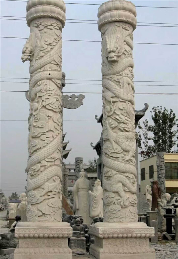 广场华表
