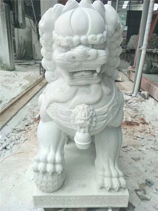 汉白玉狮子