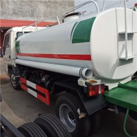 洒水车