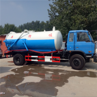 吸污车