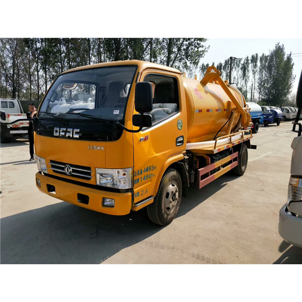 吸污车