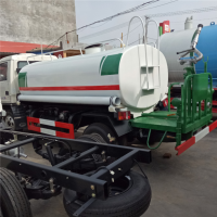 洒水车