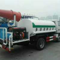 洒水车