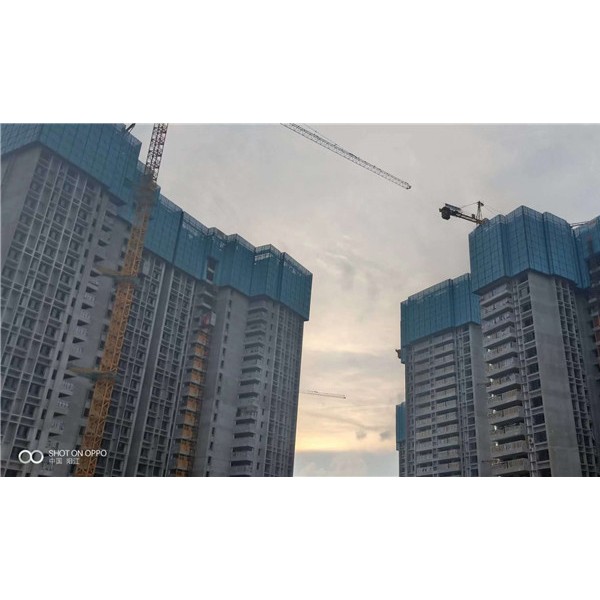全钢式爬架