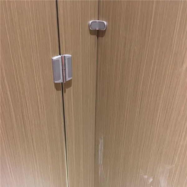 公共卫生间隔断生产
