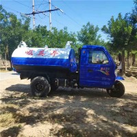 吸粪车