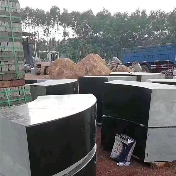 蒙古黑异形