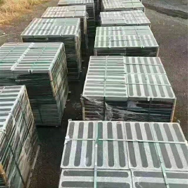 盲道石