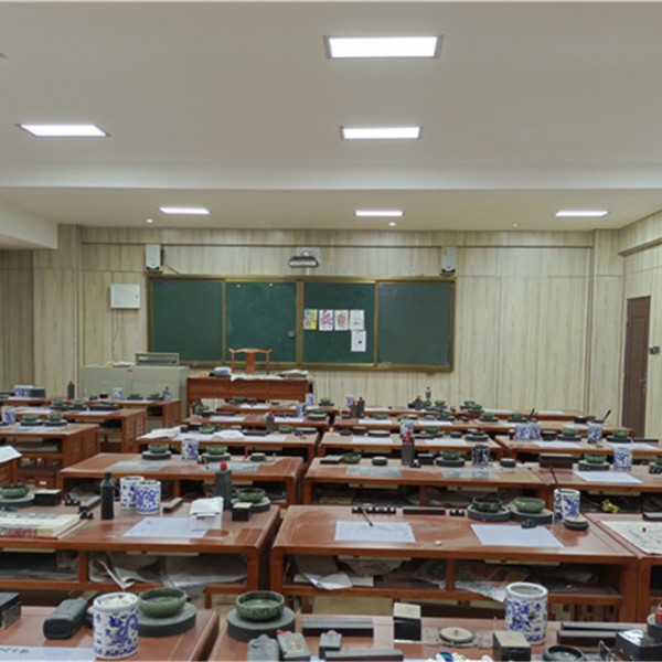 学校