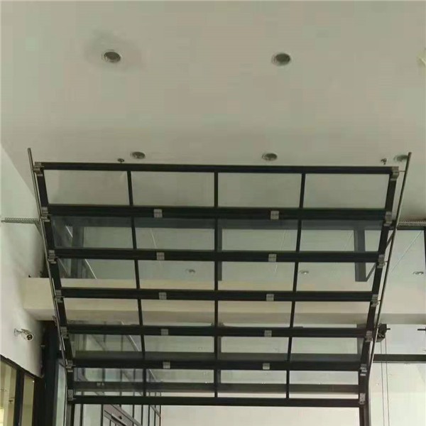 透视翻板门