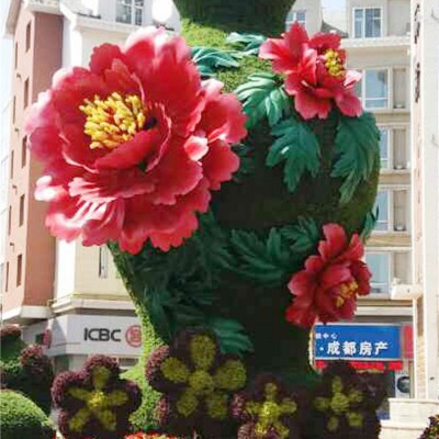 成都天府大道景观绿植雕塑