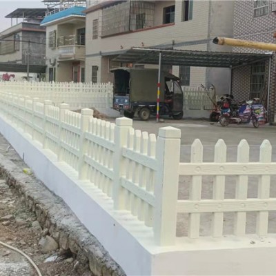 草坪栏栅