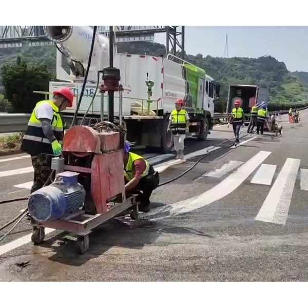 公路空鼓注浆